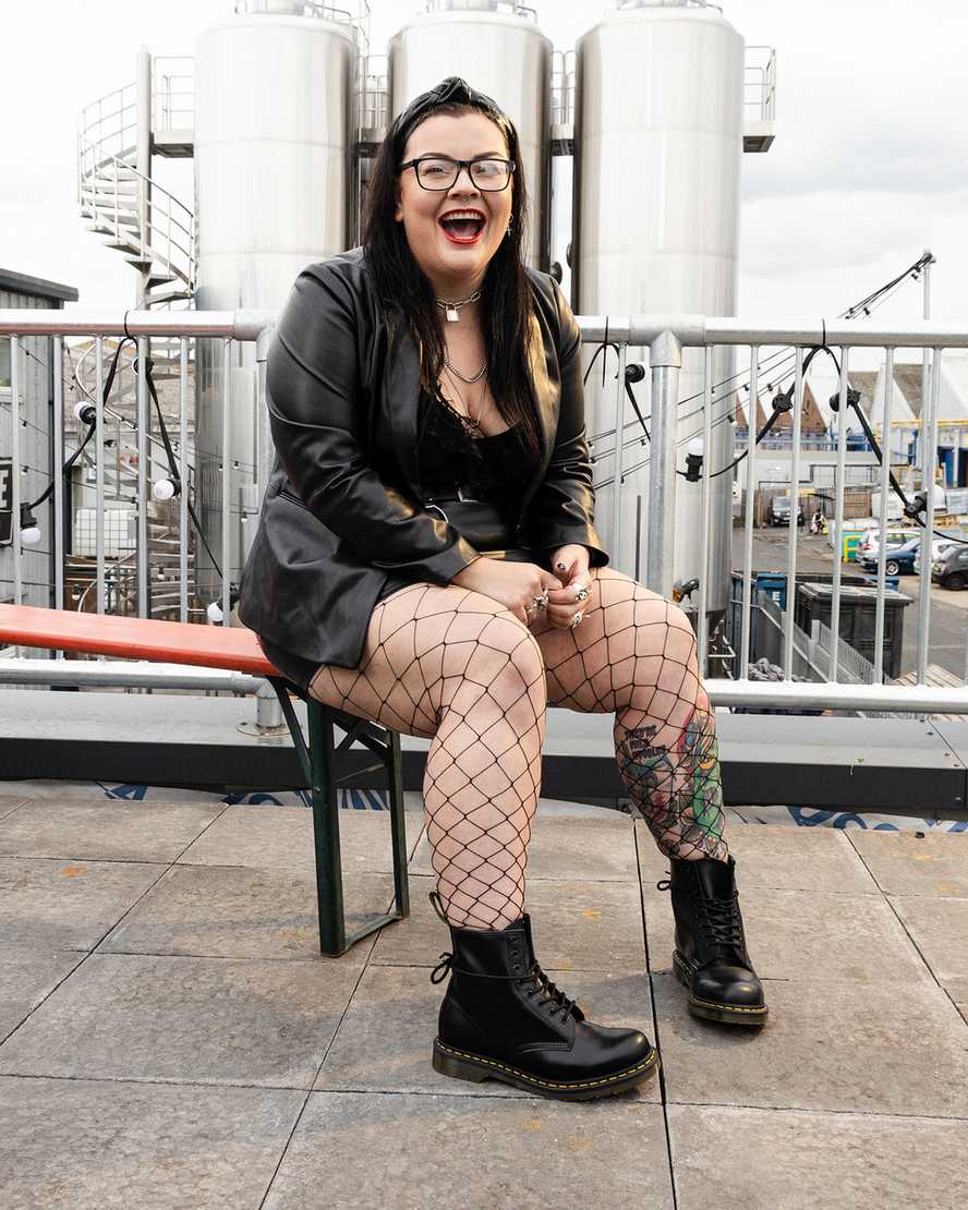 Dr martens deals smooth 1460