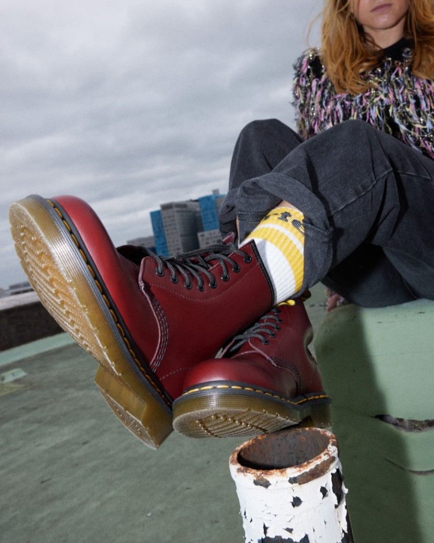 Wine red online dr martens