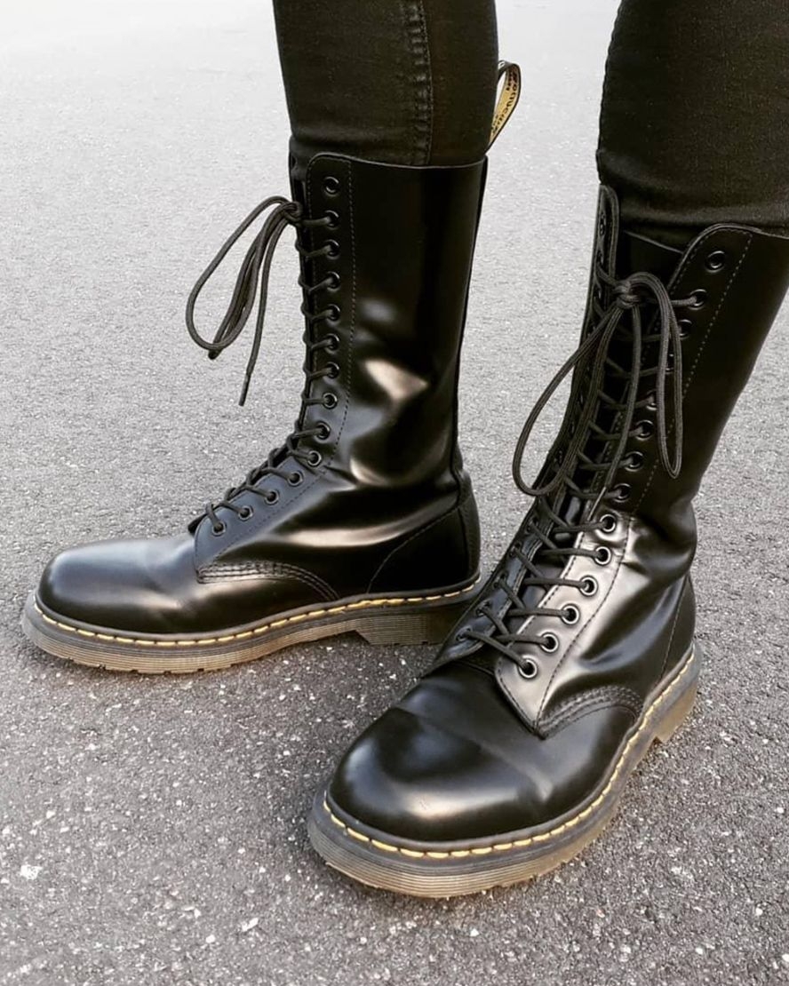 Dr martens 1910 top