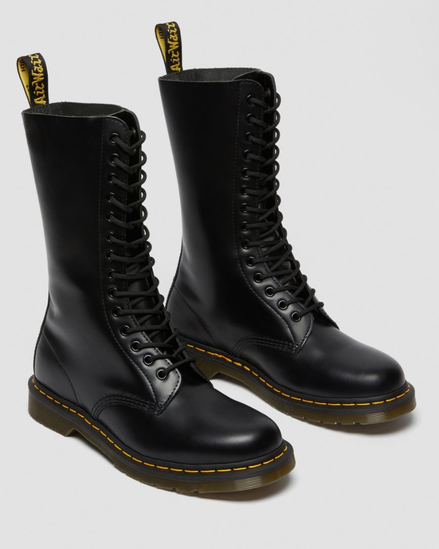 1914 Smooth Dr. Martens