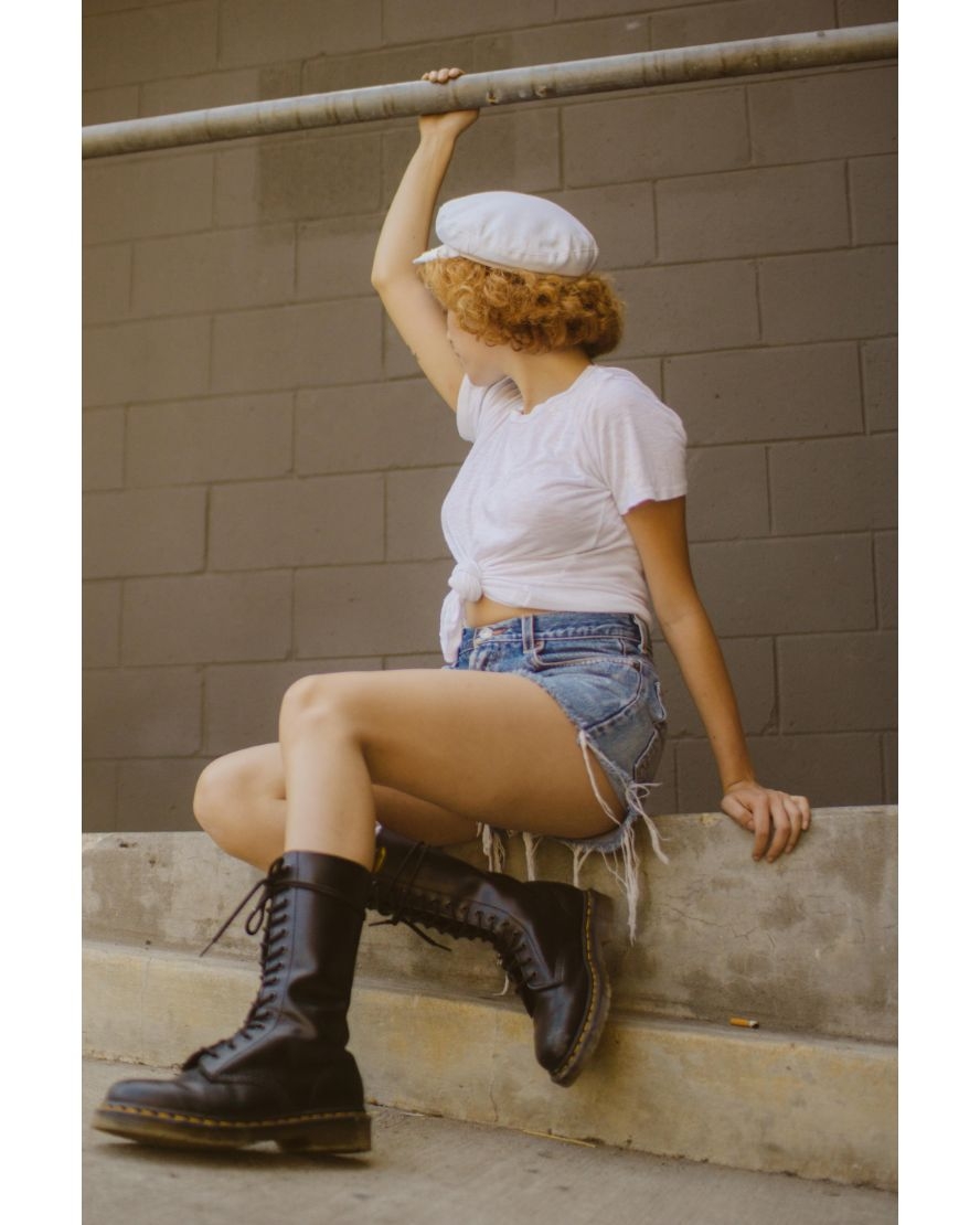 1914 doc sale martens